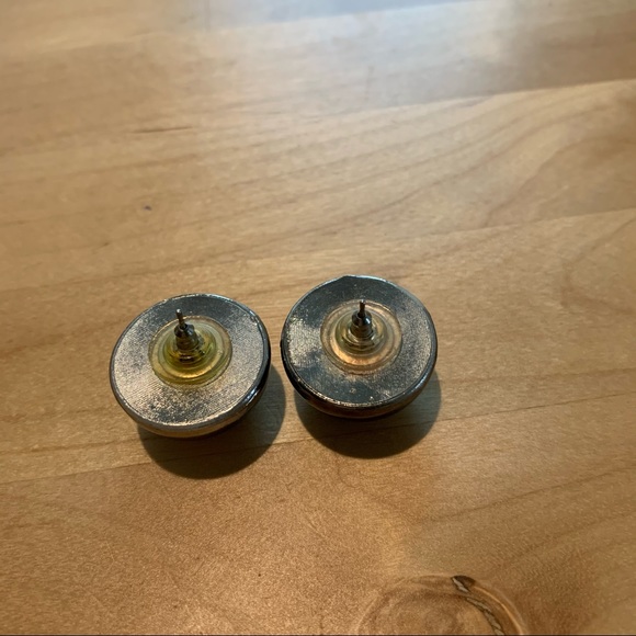 Vintage Earrings - Picture 2 of 4